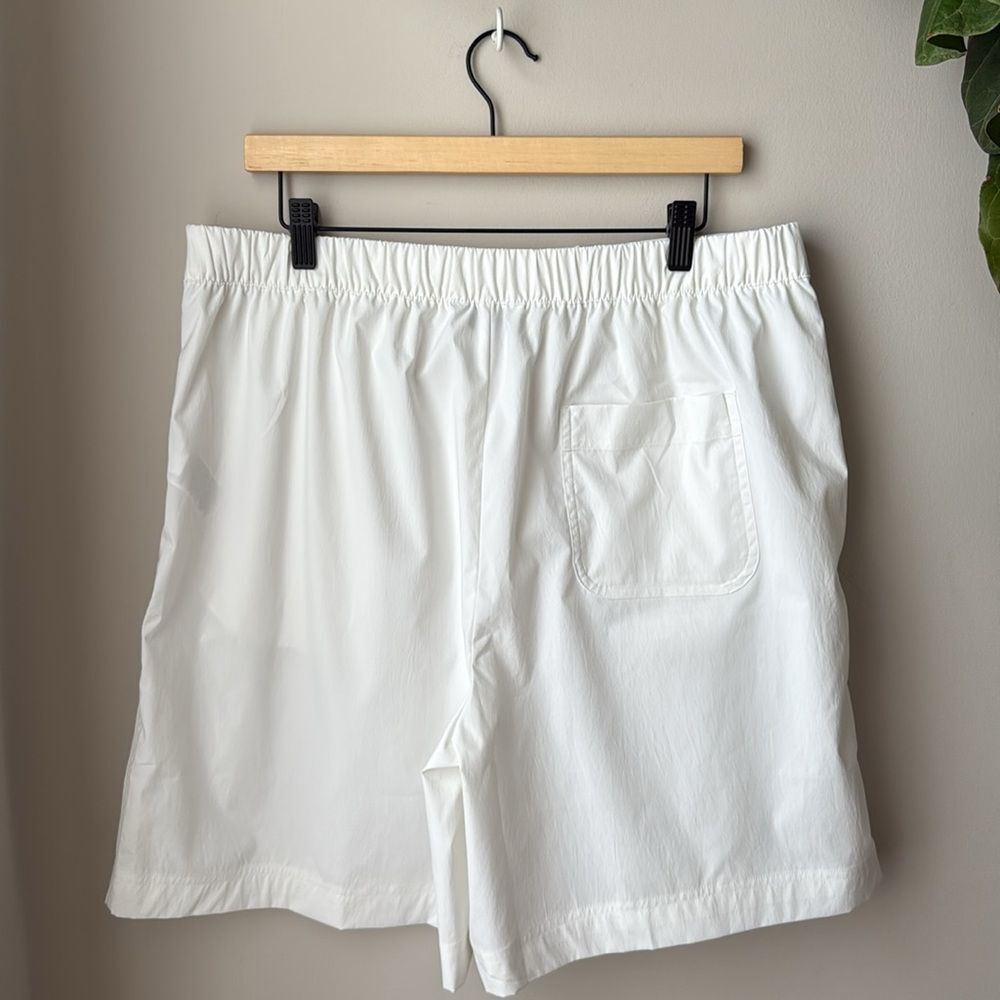 Athleta White Drift Mid Rise Poplin Bermuda Short - Picture 5 of 8